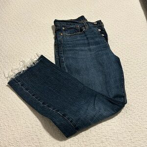 Levi’s Wedgie Straight Jeans, Size 28 (26 length)